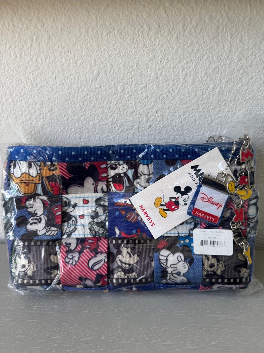 NWT Harvey’s Seatbelt Disney patchwork Convertible clutch